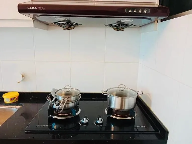 Raihanah Homestay The Zizz Damansara North Petaling Jaya Lejlighed