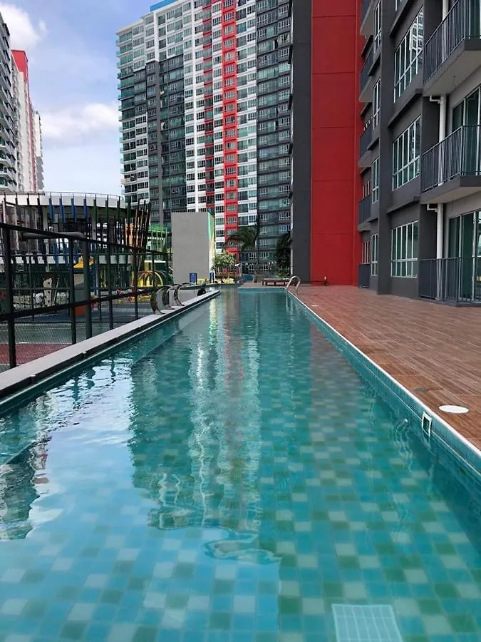 Raihanah Homestay The Zizz Damansara North Petaling Jaya Apartment