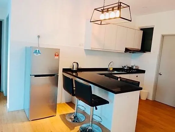 Raihanah Homestay The Zizz Damansara North Petaling Jaya